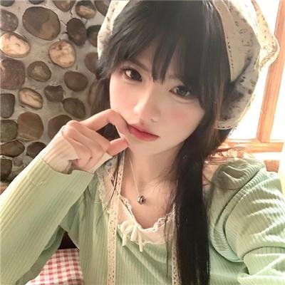 乌鸦与麻雀