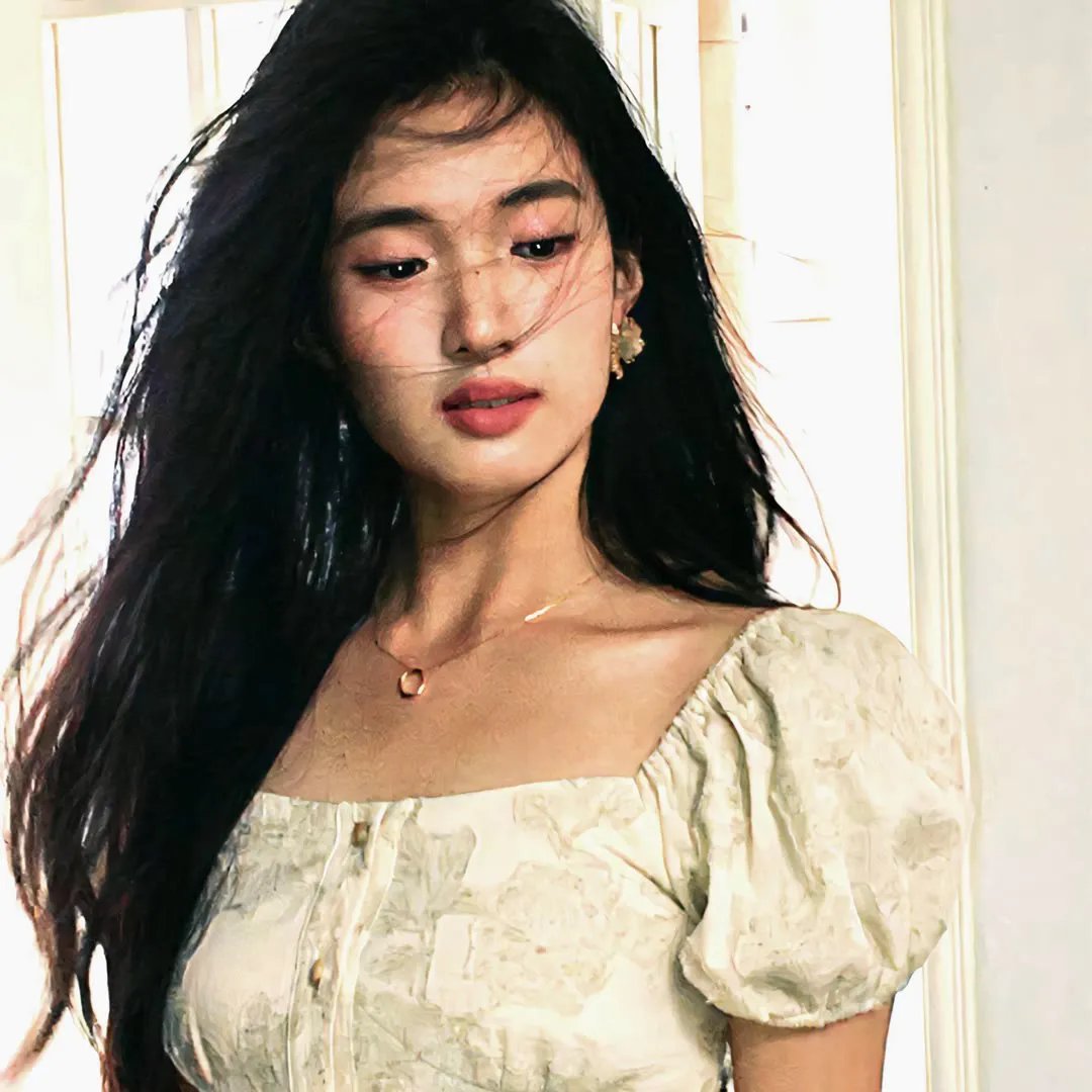 葛妮斯派特洛之风情万种